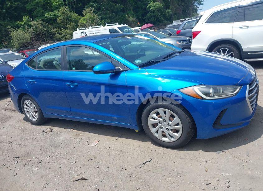 Photo 13 of 2017 Hyundai Elantra SE (VIN 5NPD74LF7HH195372)