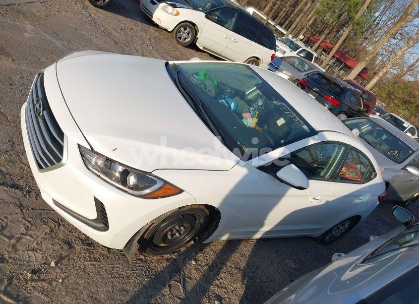 Photo 14 of 2018 Hyundai Elantra SE (VIN 5NPD74LF7JH235407)