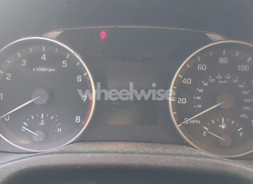 Photo 15 of 2018 Hyundai Elantra SE (VIN 5NPD74LF7JH235407)