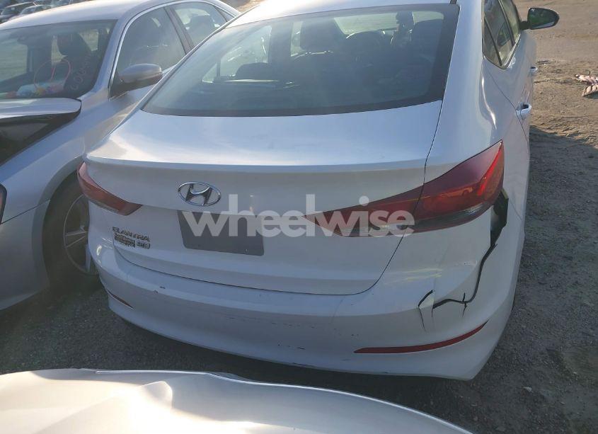 Photo 16 of 2018 Hyundai Elantra SE (VIN 5NPD74LF7JH235407)
