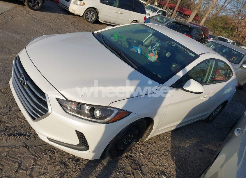 Photo 2 of 2018 Hyundai Elantra SE (VIN 5NPD74LF7JH235407)