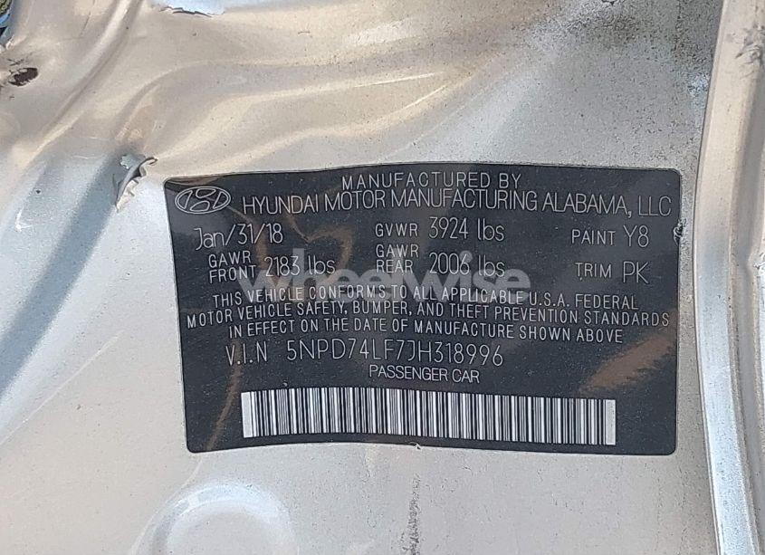 Photo 9 of 2018 Hyundai Elantra SE (VIN 5NPD74LF7JH318996)