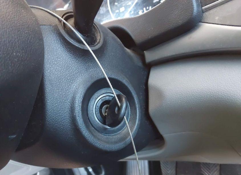 Photo 11 of 2018 Hyundai Elantra SE (VIN 5NPD74LF7JH335569)