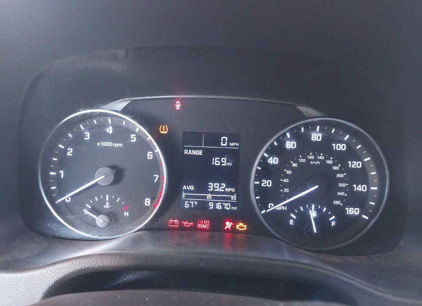 Photo 7 of 2018 Hyundai Elantra SE (VIN 5NPD74LF7JH335569)