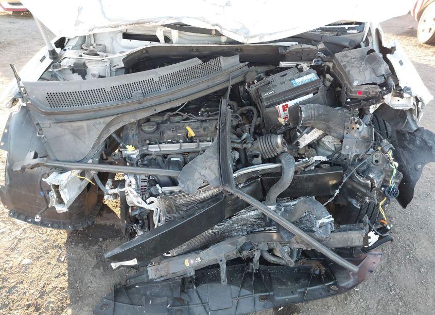 Photo 10 of 2018 Hyundai Elantra SE (VIN 5NPD74LF7JH344286)