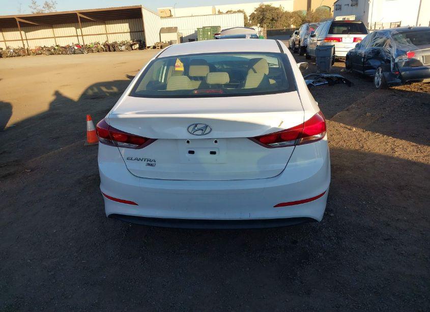Photo 17 of 2018 Hyundai Elantra SE (VIN 5NPD74LF7JH344286)