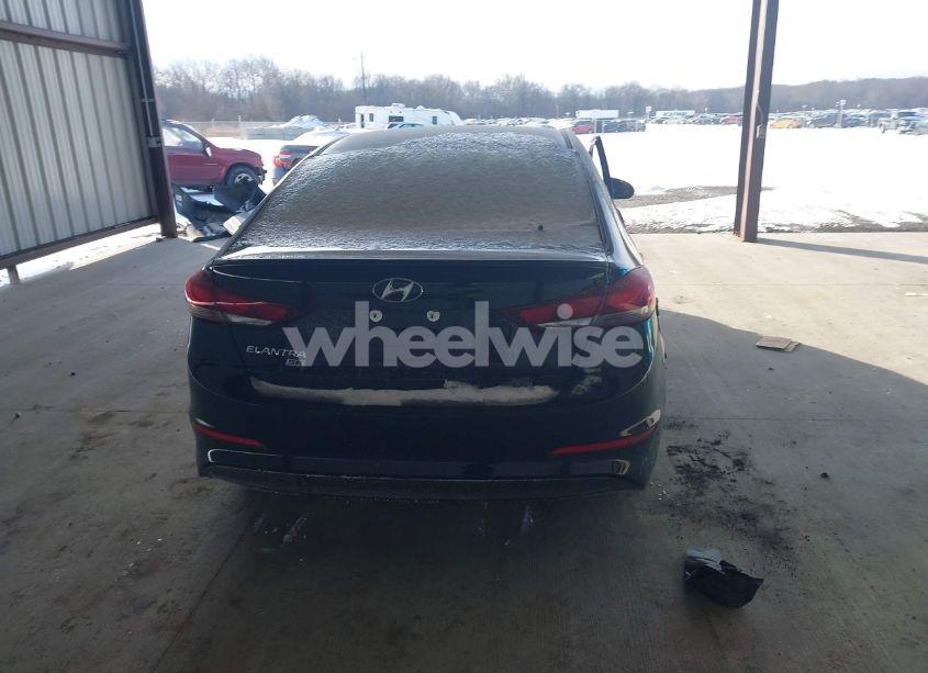 Photo 16 of 2018 Hyundai Elantra SE (VIN 5NPD74LF7JH352145)