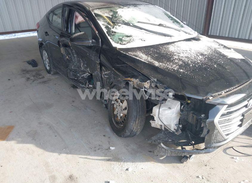 Photo 6 of 2018 Hyundai Elantra SE (VIN 5NPD74LF7JH352145)