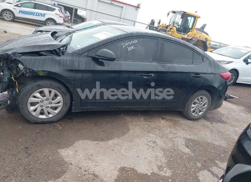 Photo 15 of 2018 Hyundai Elantra SE (VIN 5NPD74LF7JH376140)