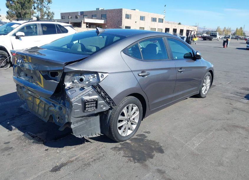 Photo 4 of 2018 Hyundai Elantra SE (VIN 5NPD74LF7JH388160)