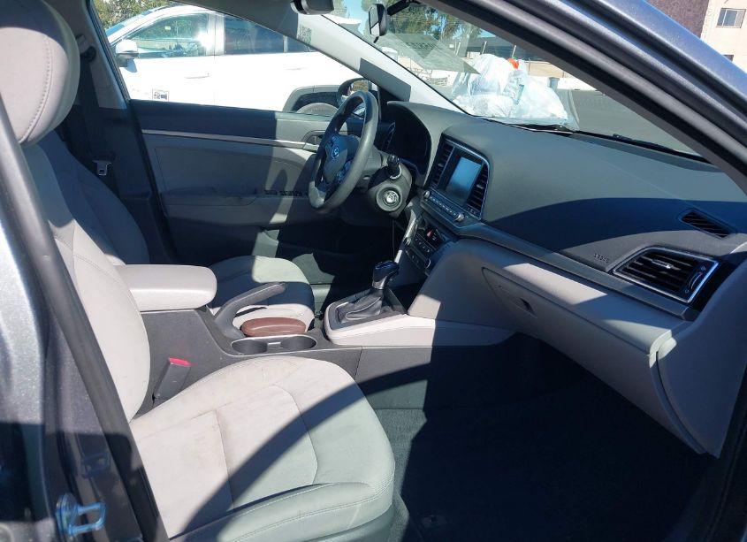 Photo 5 of 2018 Hyundai Elantra SE (VIN 5NPD74LF7JH388160)