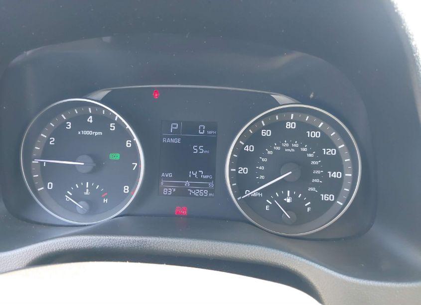 Photo 7 of 2018 Hyundai Elantra SE (VIN 5NPD74LF7JH388160)