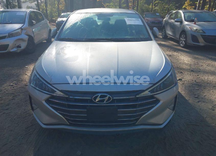 Photo 12 of 2019 Hyundai Elantra SE (VIN 5NPD74LF7KH455261)