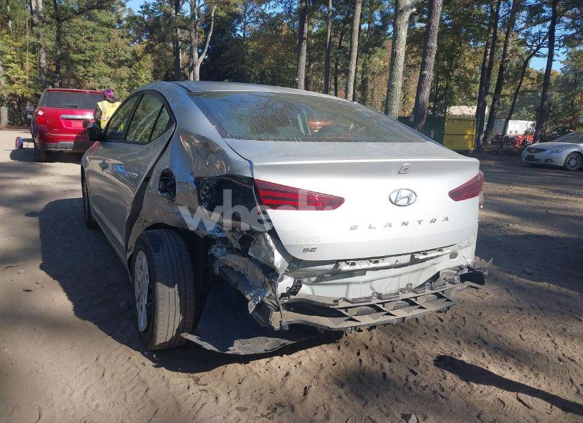 Photo 3 of 2019 Hyundai Elantra SE (VIN 5NPD74LF7KH455261)