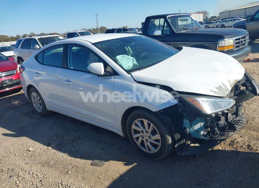 2020 Hyundai Elantra SE (VIN 5NPD74LF7LH499049) main photo