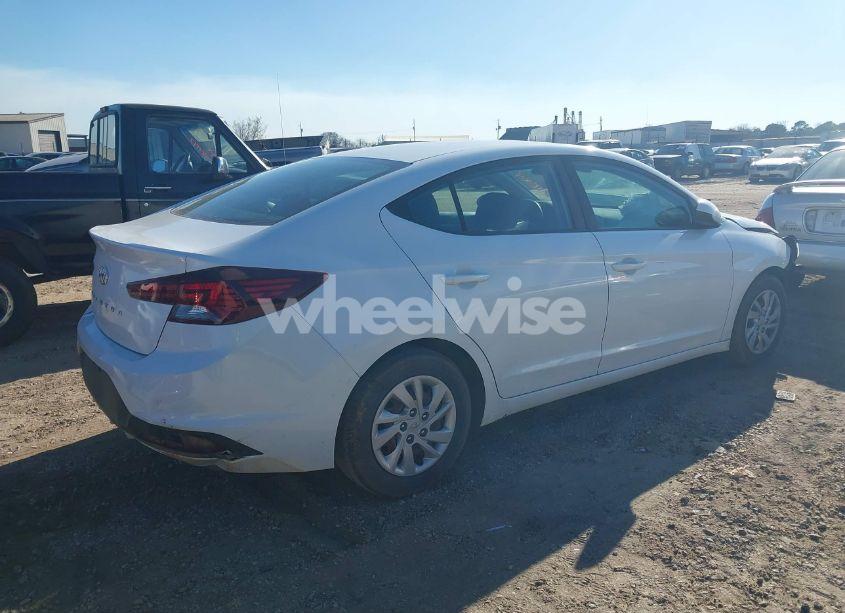 Photo 4 of 2020 Hyundai Elantra SE (VIN 5NPD74LF7LH499049)