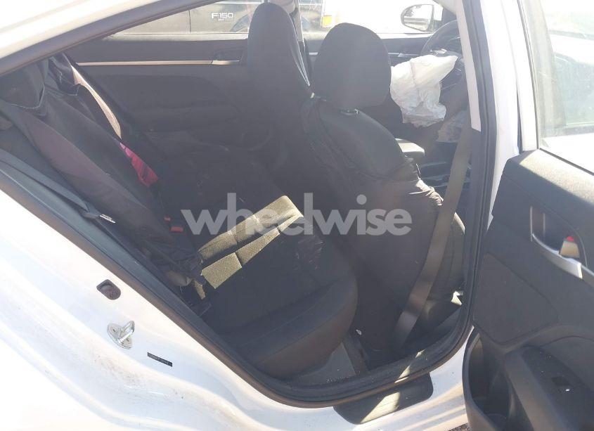 Photo 8 of 2020 Hyundai Elantra SE (VIN 5NPD74LF7LH499049)