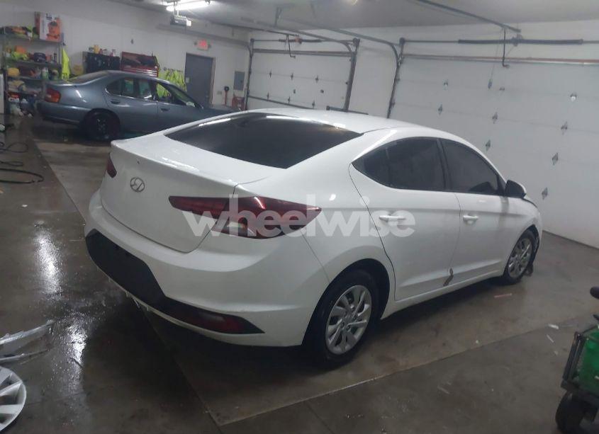 Photo 4 of 2020 Hyundai Elantra SE (VIN 5NPD74LF7LH503830)