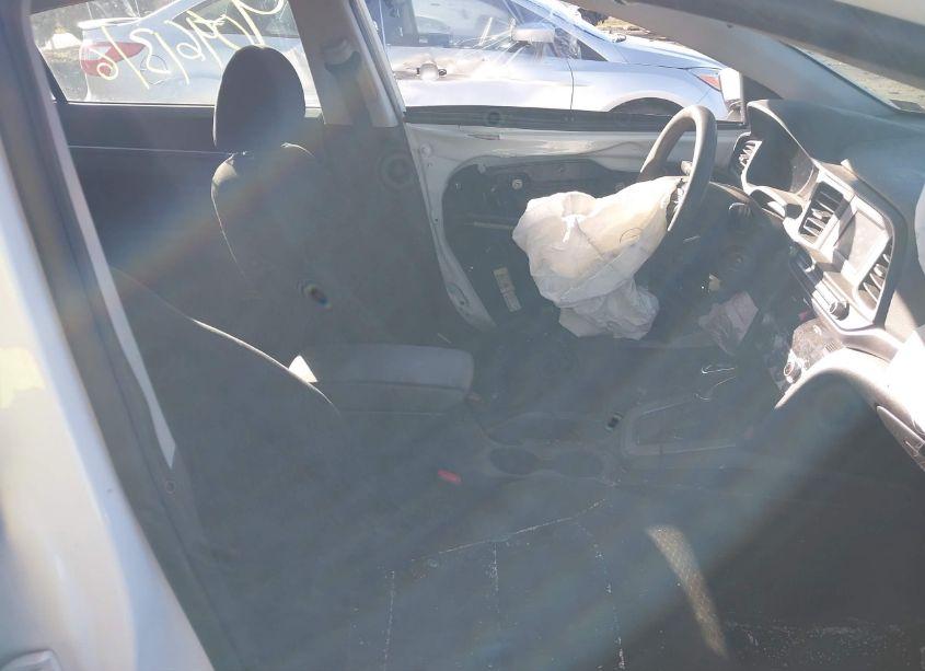 Photo 5 of 2020 Hyundai Elantra SE (VIN 5NPD74LF7LH529022)