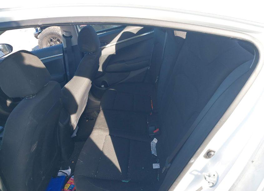 Photo 8 of 2020 Hyundai Elantra SE (VIN 5NPD74LF7LH529022)
