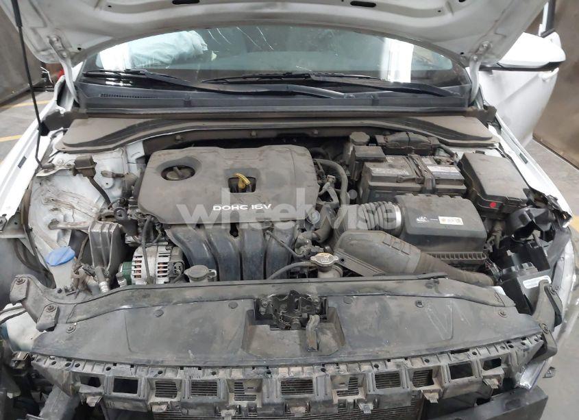 Photo 10 of 2017 Hyundai Elantra SE (VIN 5NPD74LF8HH041785)