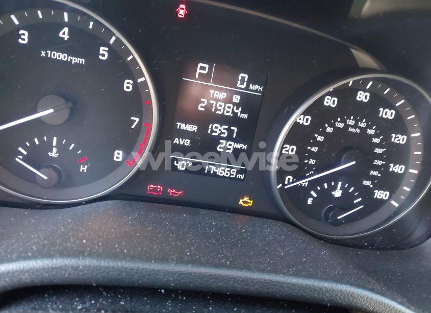 Photo 15 of 2017 Hyundai Elantra SE (VIN 5NPD74LF8HH098617)