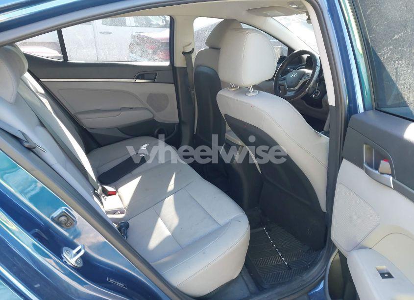 Photo 8 of 2017 Hyundai Elantra SE (VIN 5NPD74LF8HH098617)