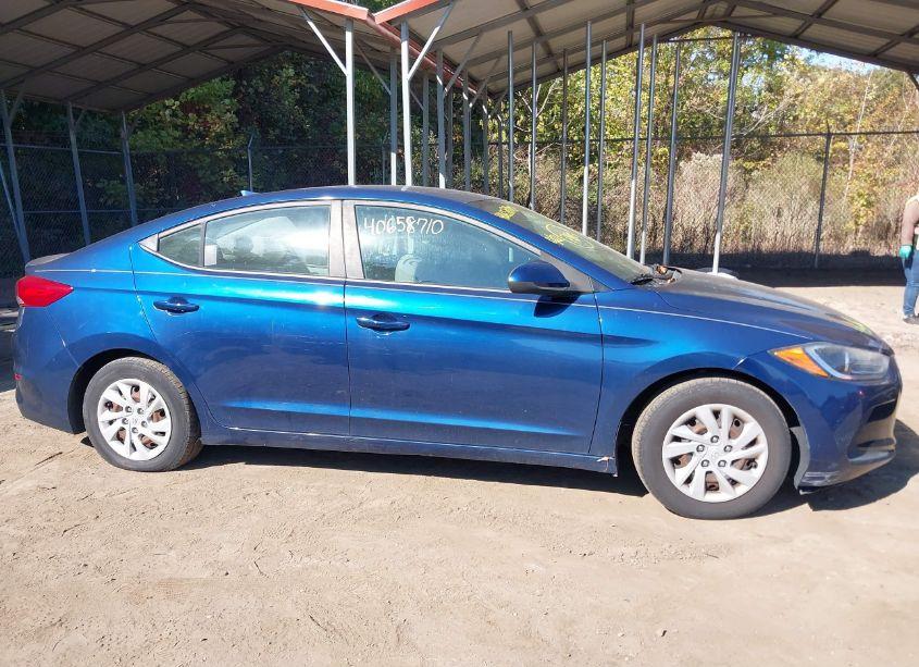 Photo 13 of 2017 Hyundai Elantra SE (VIN 5NPD74LF8HH126643)