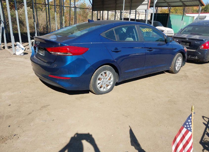 Photo 4 of 2017 Hyundai Elantra SE (VIN 5NPD74LF8HH126643)