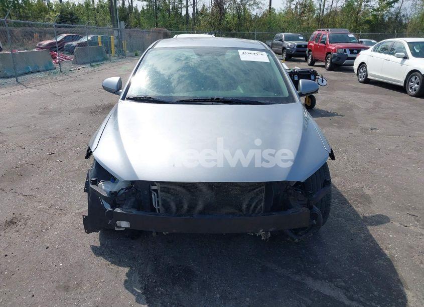 Photo 13 of 2017 Hyundai Elantra SE (VIN 5NPD74LF8HH147668)