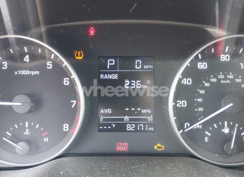 Photo 16 of 2017 Hyundai Elantra SE (VIN 5NPD74LF8HH147668)