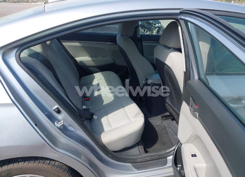 Photo 8 of 2017 Hyundai Elantra SE (VIN 5NPD74LF8HH147668)