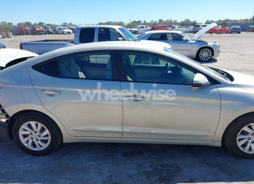 Photo 14 of 2017 Hyundai Elantra SE (VIN 5NPD74LF8HH149193)