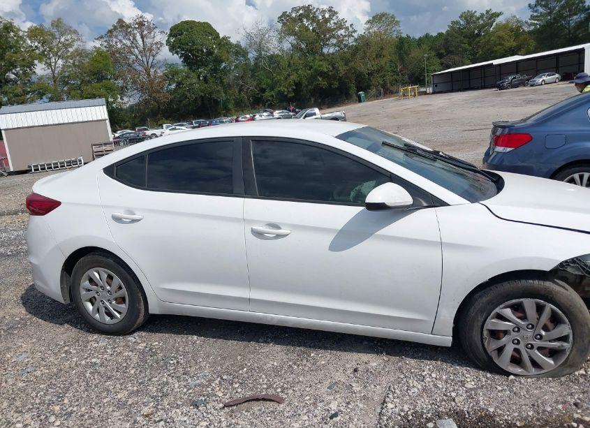 Photo 13 of 2017 Hyundai Elantra SE (VIN 5NPD74LF8HH149923)