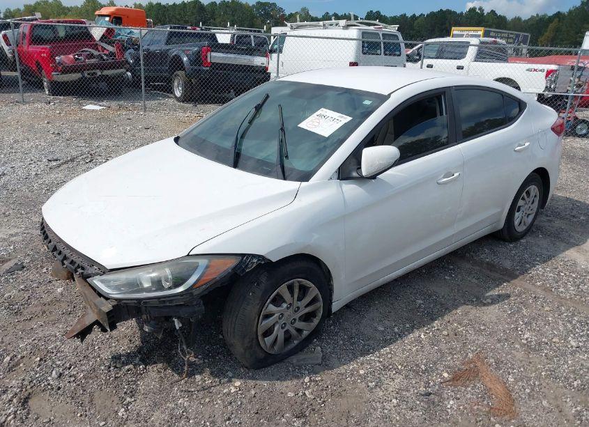 Photo 2 of 2017 Hyundai Elantra SE (VIN 5NPD74LF8HH149923)
