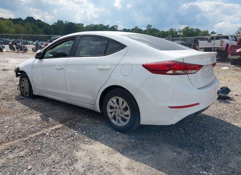 Photo 3 of 2017 Hyundai Elantra SE (VIN 5NPD74LF8HH149923)