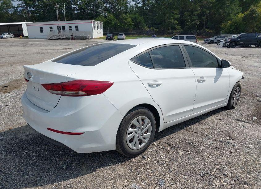 Photo 4 of 2017 Hyundai Elantra SE (VIN 5NPD74LF8HH149923)