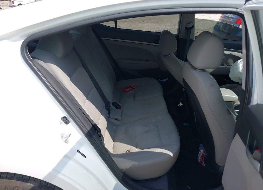 Photo 8 of 2017 Hyundai Elantra SE (VIN 5NPD74LF8HH149923)