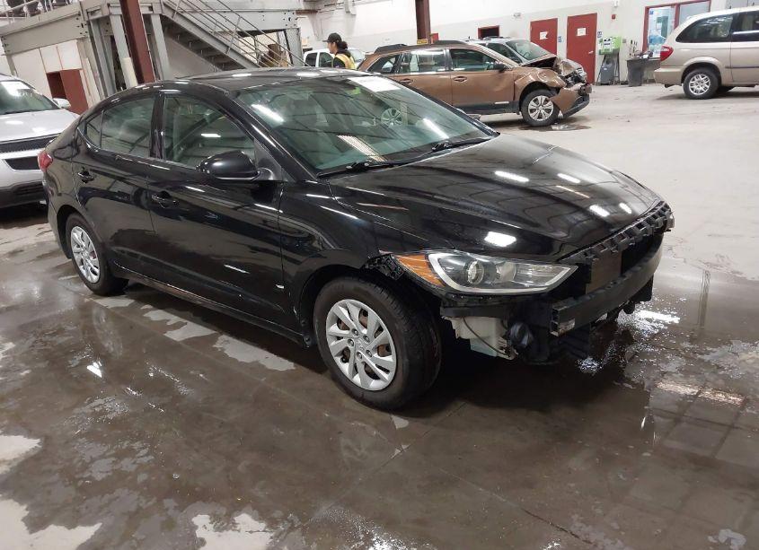 2017 Hyundai Elantra SE (VIN 5NPD74LF8HH157455) main photo
