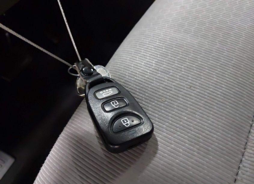 Photo 11 of 2017 Hyundai Elantra SE (VIN 5NPD74LF8HH157455)