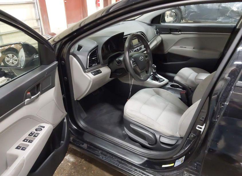 Photo 5 of 2017 Hyundai Elantra SE (VIN 5NPD74LF8HH157455)