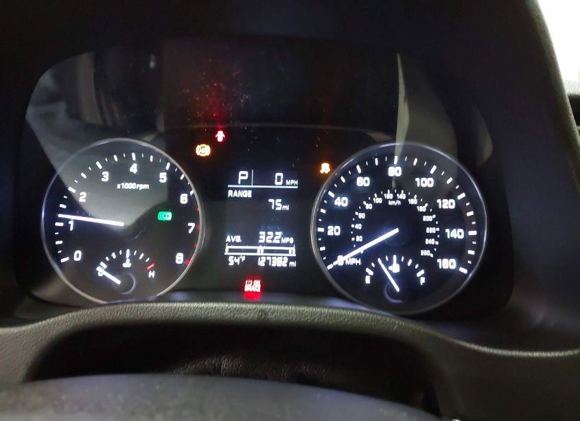 Photo 7 of 2017 Hyundai Elantra SE (VIN 5NPD74LF8HH157455)