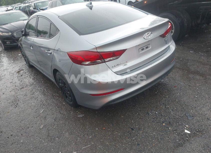 Photo 3 of 2017 Hyundai Elantra SE (VIN 5NPD74LF8HH183358)