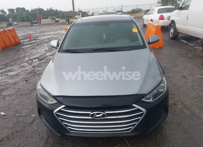 Photo 6 of 2017 Hyundai Elantra SE (VIN 5NPD74LF8HH183358)
