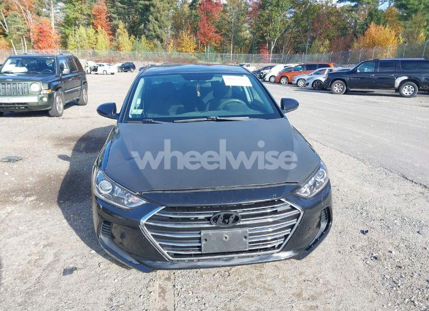 Photo 12 of 2018 Hyundai Elantra SE (VIN 5NPD74LF8JH245699)