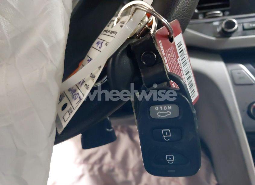 Photo 11 of 2018 Hyundai Elantra SE (VIN 5NPD74LF8JH260090)