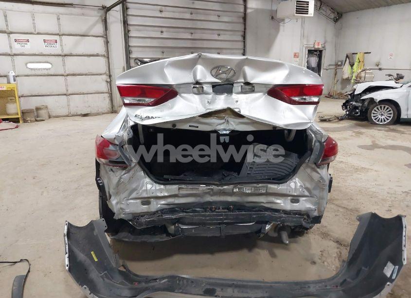 Photo 16 of 2018 Hyundai Elantra SE (VIN 5NPD74LF8JH260090)