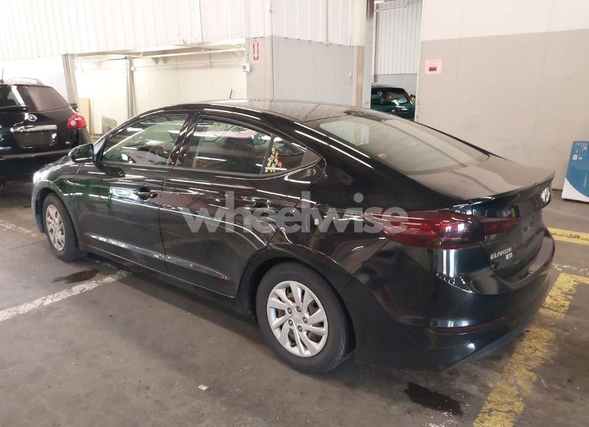 Photo 3 of 2018 Hyundai Elantra SE (VIN 5NPD74LF8JH262678)