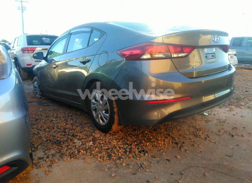 Photo 3 of 2018 Hyundai Elantra SE (VIN 5NPD74LF8JH300314)