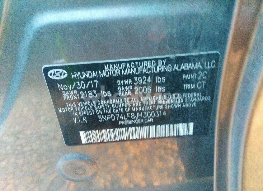 Photo 9 of 2018 Hyundai Elantra SE (VIN 5NPD74LF8JH300314)